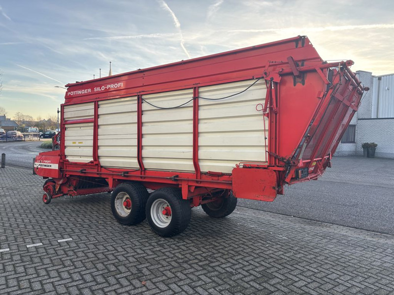 Ensileuse Pottinger SW102 Opraapwagen