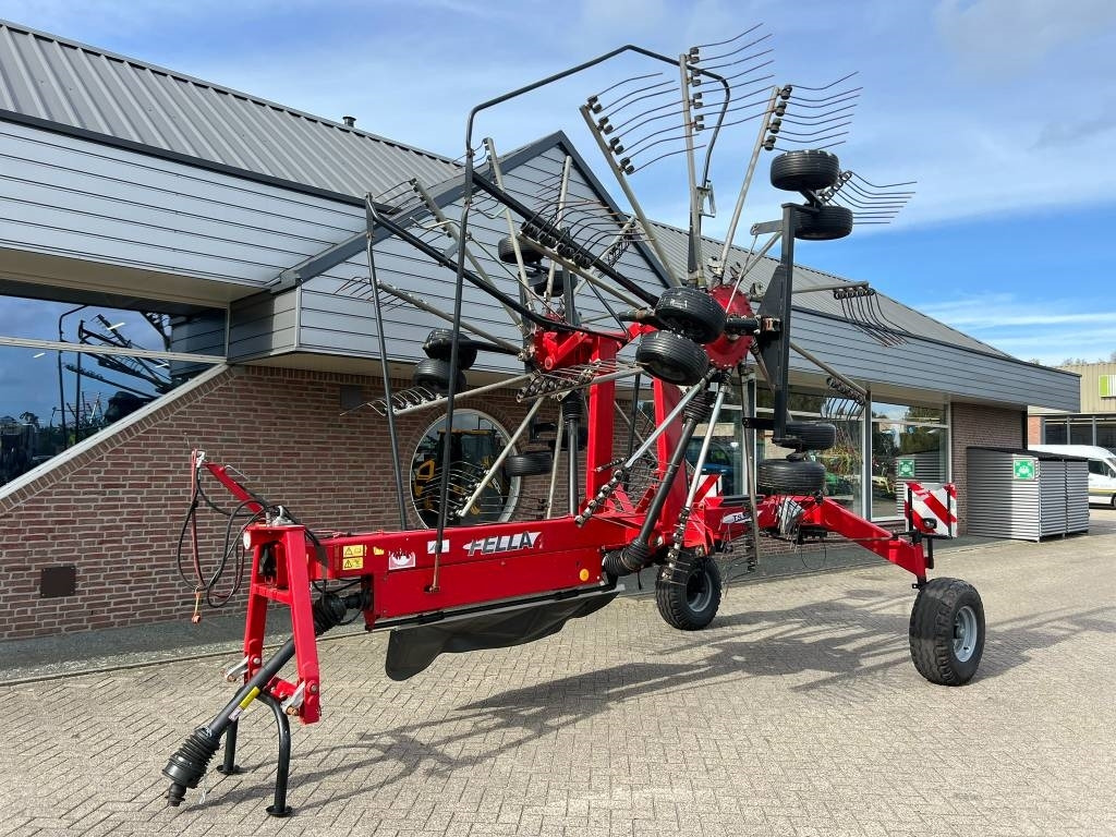 Faneuse Fella TS 880
