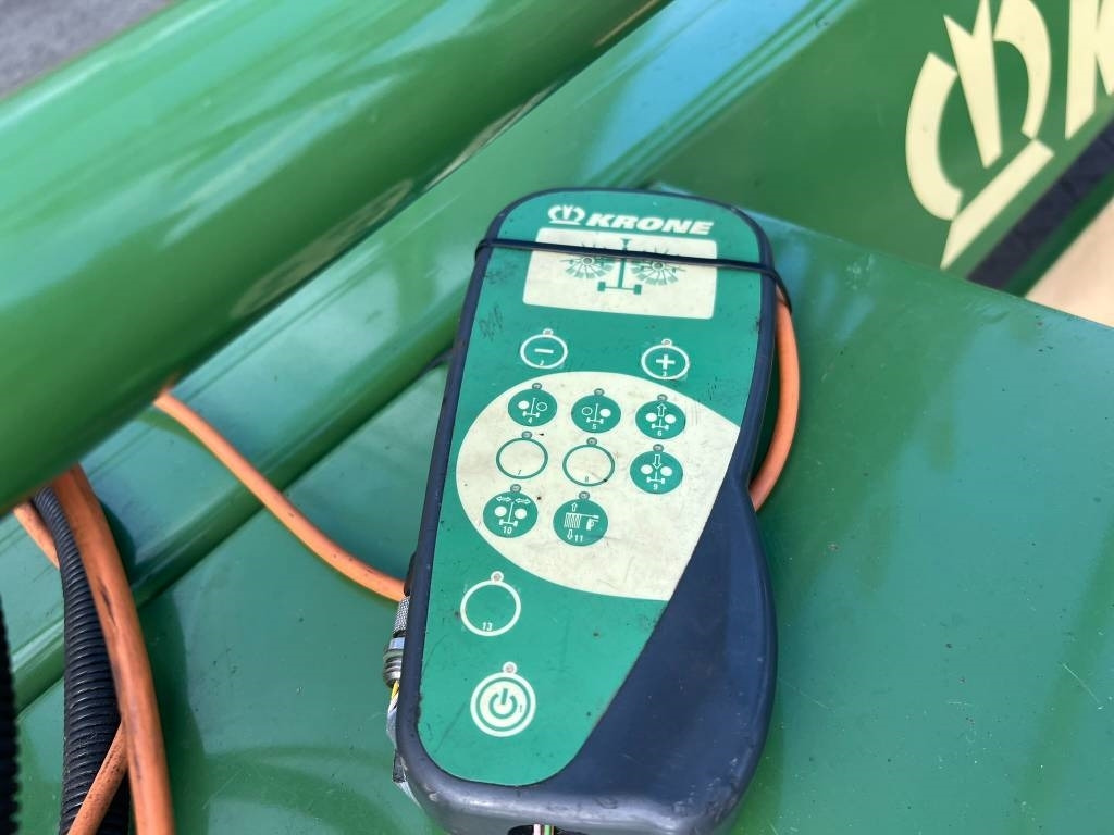 Faneuse Krone Swadro1000