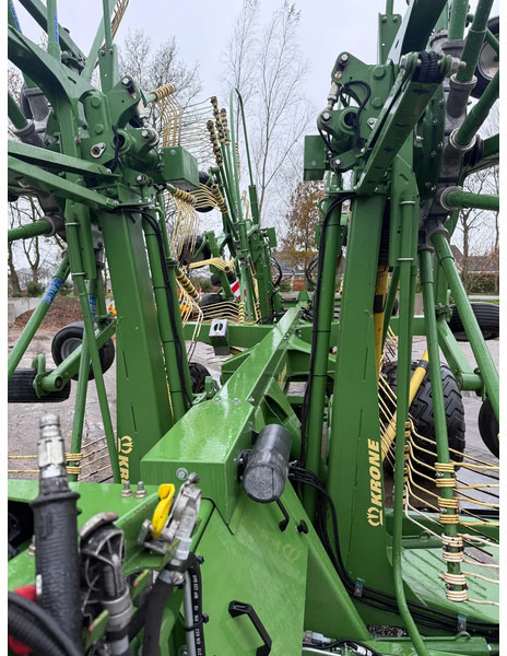 Faneuse Krone Swadro 1400 Plus 4 rotorhark Zwiller