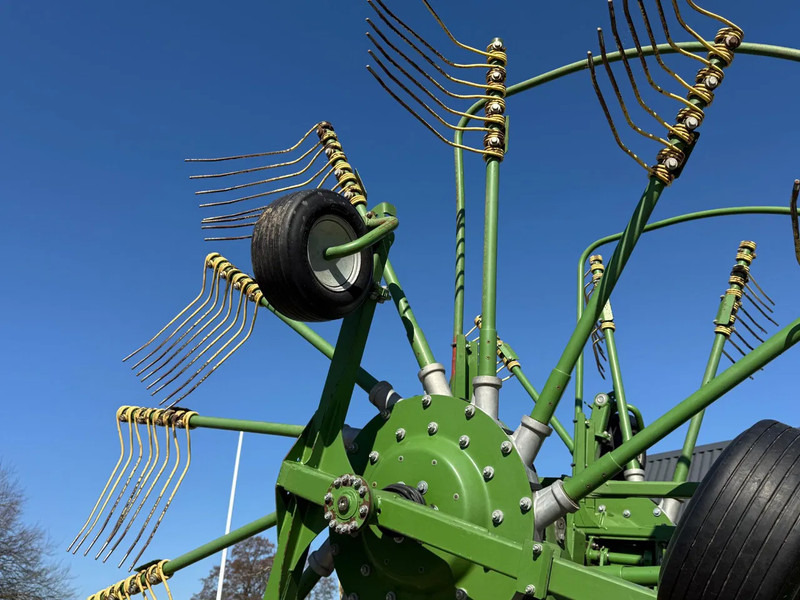 Faneuse Krone swadro 1400 plus 4 rotorhark