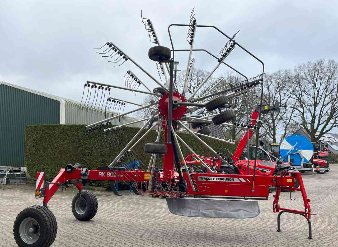 Faneuse Massey Ferguson RK 802 TRC weidebouwmachines Fella Hark Rake Zwiller