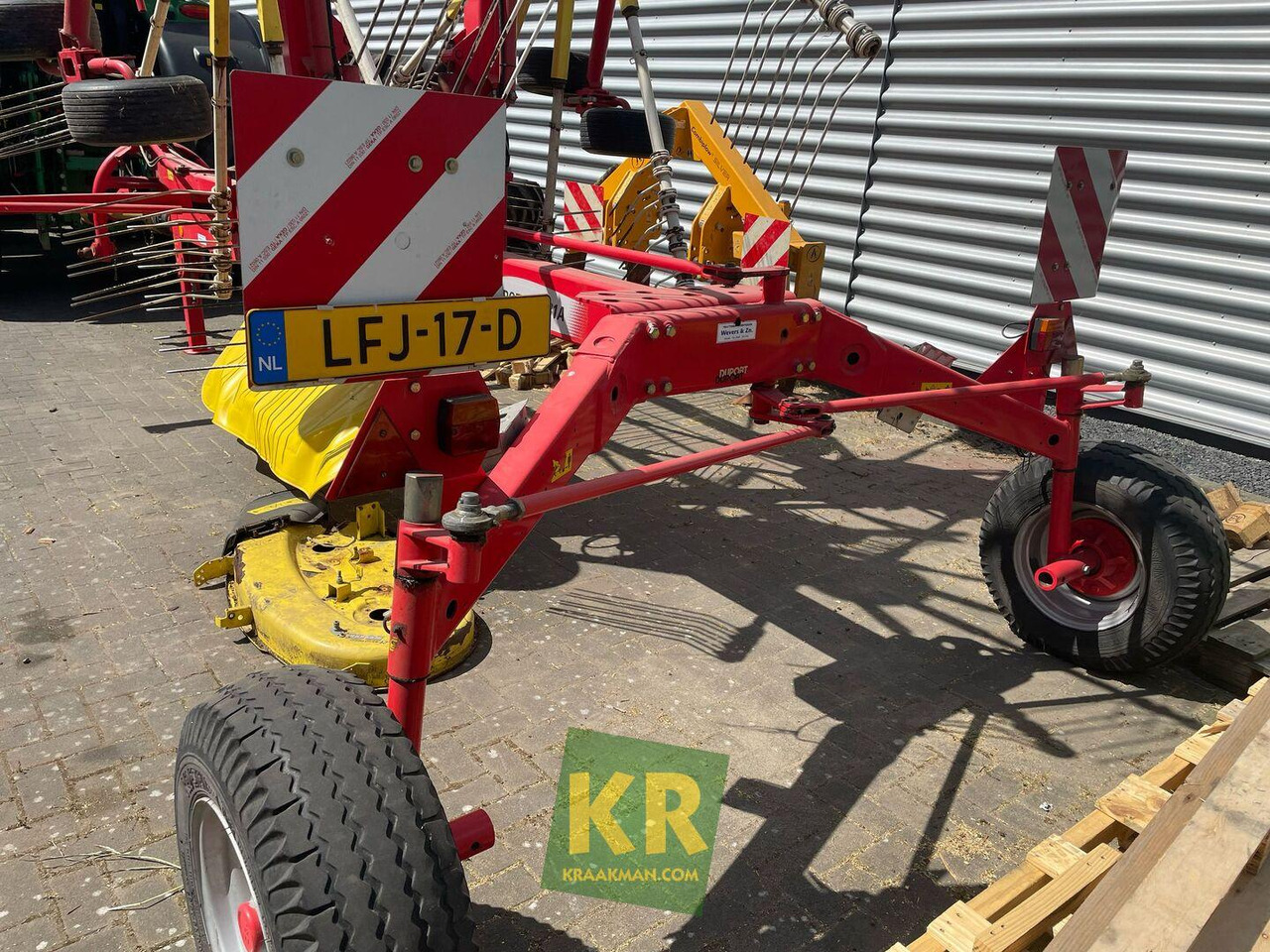 Faneuse Pottinger 881A