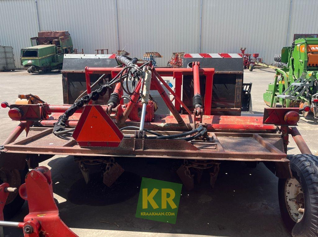 Faucheuse Ducker UM 27