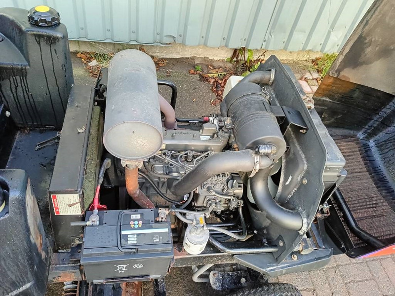 Faucheuse Jacobsen LF3800 maaier mower zitmaaier diesel kubota