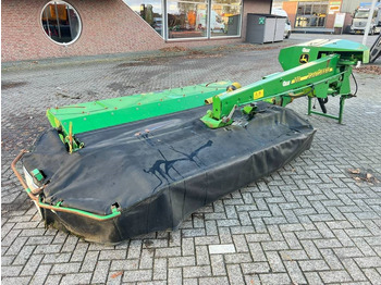 Faucheuse John Deere 331 maaier 
