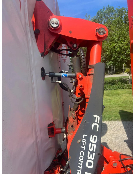 Faucheuse Kuhn FC 9530 D-FF Kuhn FC3125DF-FF triple maaier combi vlindermaaier
