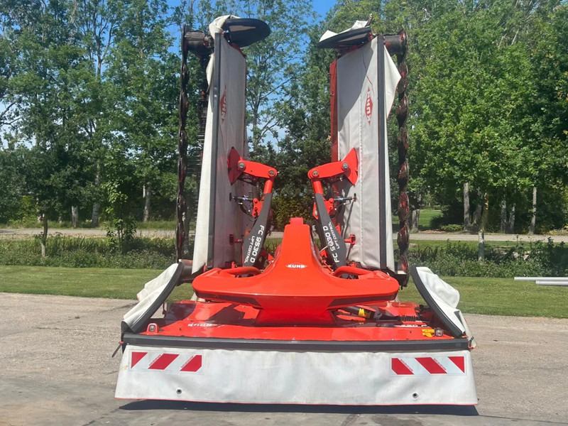 Faucheuse Kuhn FC 9530 D-FF Kuhn FC3125DF-FF triple maaier combi vlindermaaier