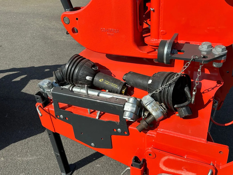 Faucheuse Kuhn HE 6045 P armklepelmaaier