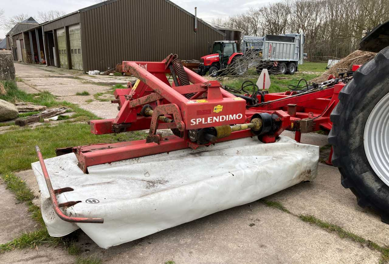 Faucheuse Lely Triplo 801 vlindermaaier, triplomaaier weidemachines
