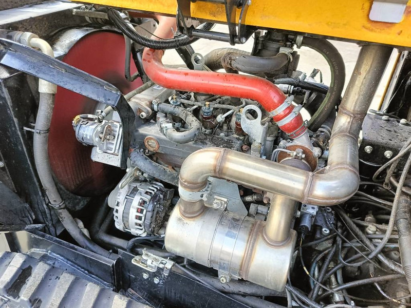 Faucheuse McConnel Robocut RC56 robot remote maaier mower 1200kg