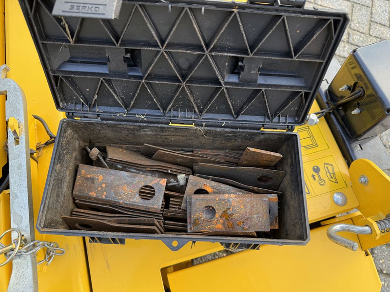 Faucheuse New Holland Duradisc F300 Frontmaaier