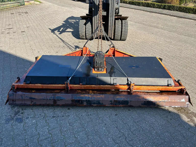 Faucheuse Onbekend Weidebloter 275 cm