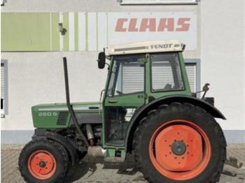 Tracteur agricole Fendt 260 s fendt traktor: photos 1