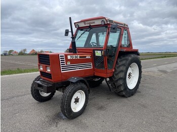 Tracteur agricole Fiat 70-90: photos 1