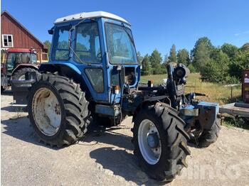 Tracteur agricole Ford 4WD: photos 1