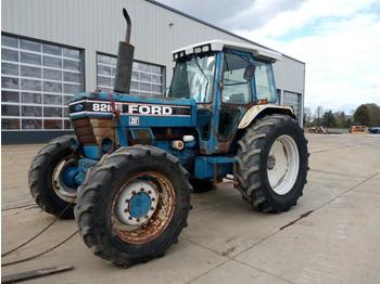 Tracteur agricole Ford 8210: photos 1
