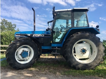 Tracteur agricole Ford 8240 SLE: photos 1