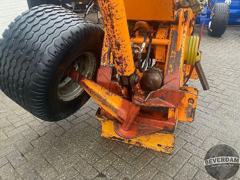 Machine agricole Hemos HK-100 klepelmaaier