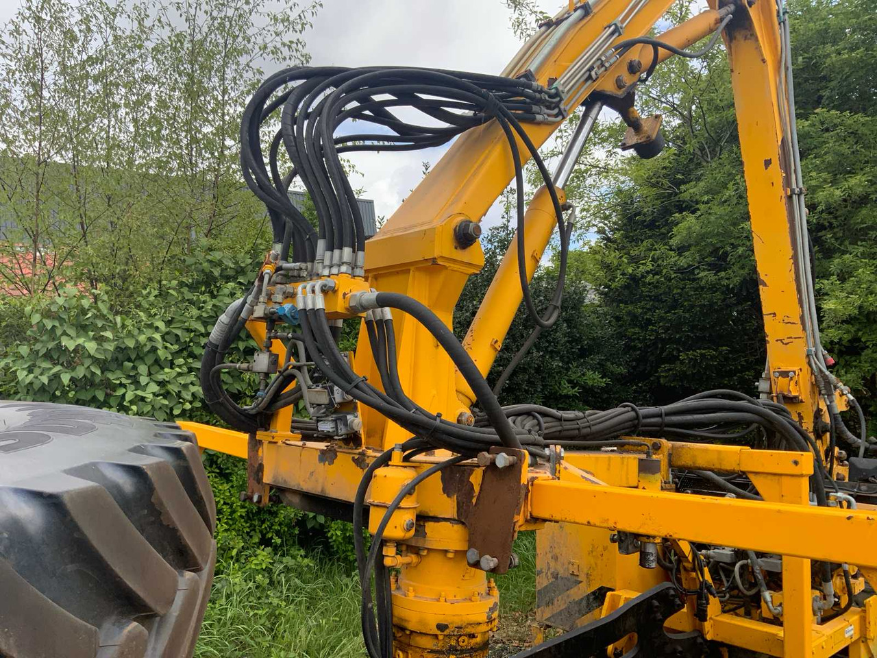 Machine agricole Herder Grenadier MBK 220 SZ