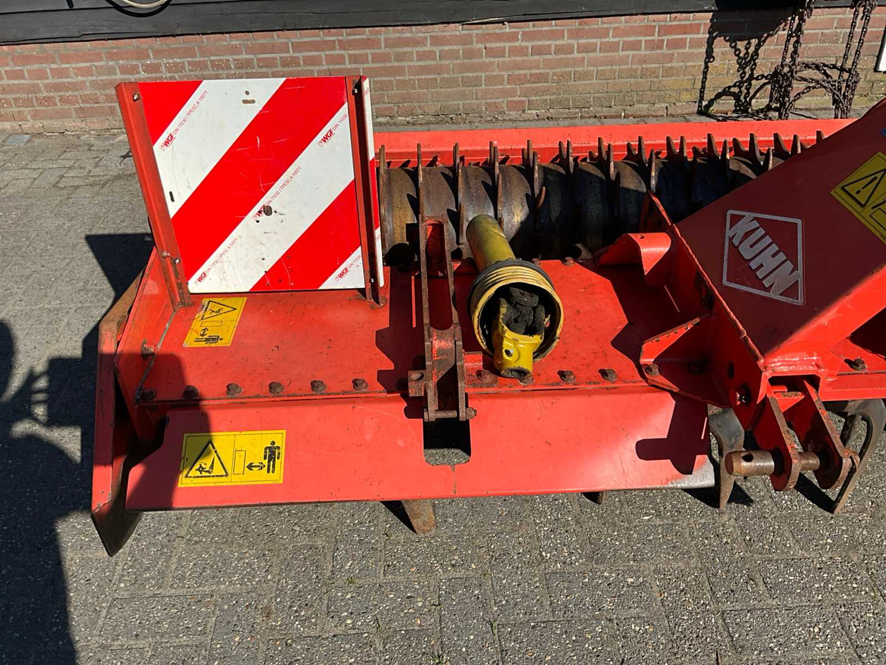 Herse rotative Kuhn HRB302D