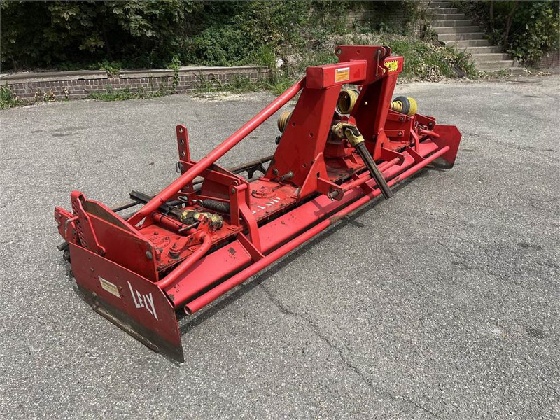 Herse rotative Lely 300-22