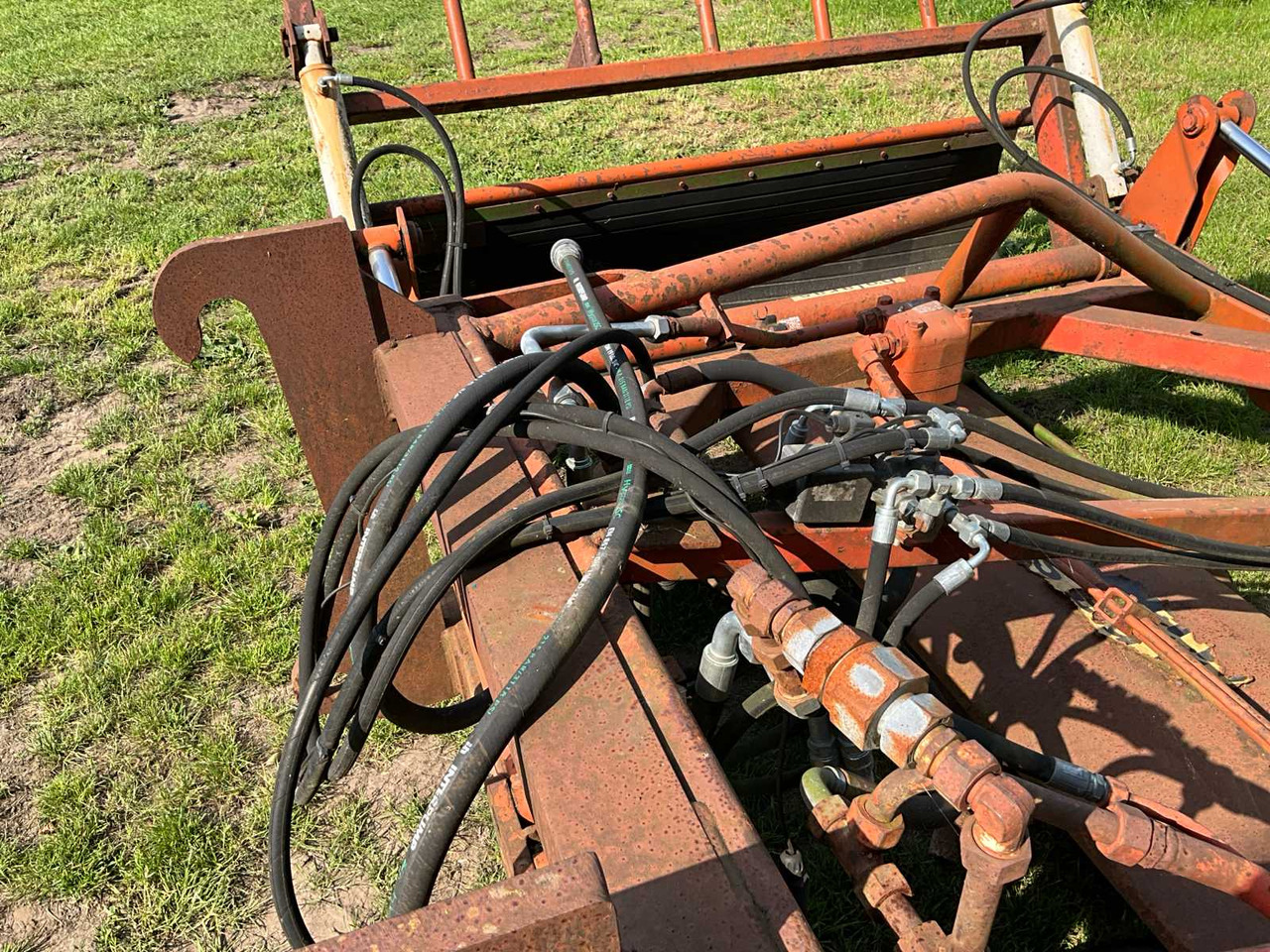 Machine agricole Holarus HM