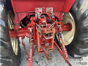 International 685 - Tracteur agricole: photos 3