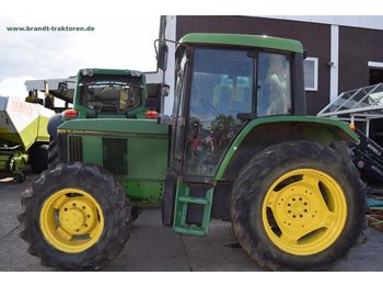 Tracteur agricole JOHN DEERE 6100: photos 1