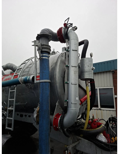 Machine agricole Jako BT13000EK