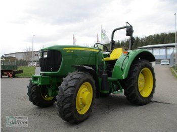Tracteur agricole John Deere 5055 E: photos 1