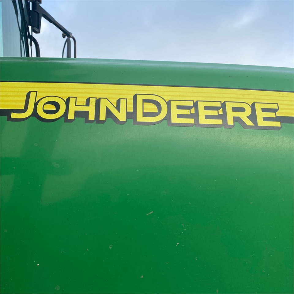 Tracteur agricole John Deere 6820: photos 22