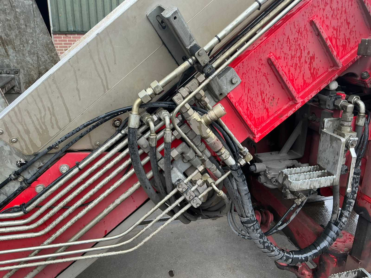Machine agricole Leenal 1202