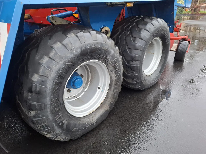 Machine agricole Lely RP245 profi