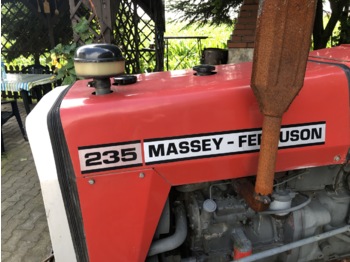 Tracteur agricole MASSEY FERGUSON 235: photos 1