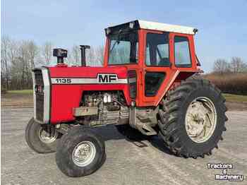 Tracteur agricole Massey Ferguson 1135: photos 1