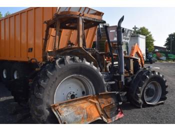 Tracteur agricole Massey Ferguson 6480 *Brandschaden*: photos 3