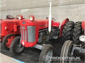 Tracteur agricole Massey Ferguson 65: photos 1