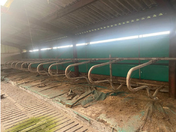 Matériel d'élevage  Cubicle interior