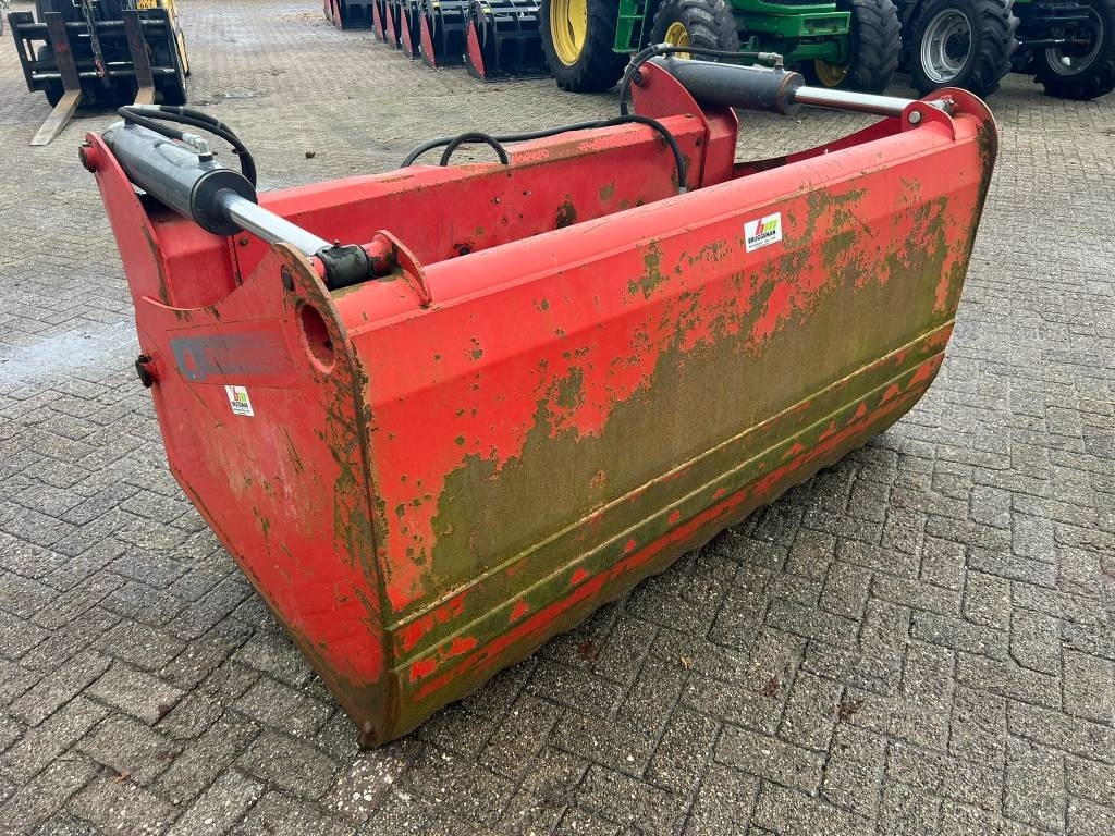 Matériel d'élevage Mammut SB195M