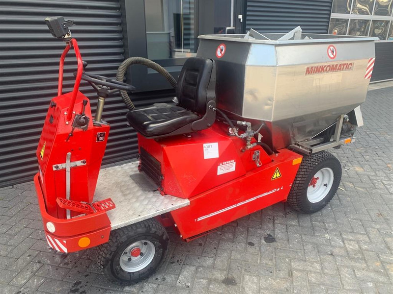 Matériel d'élevage NORCAR MINKOMATIC 670 DLA