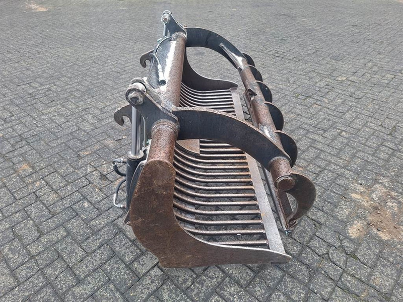 Matériel d'élevage Volvo BM L 30