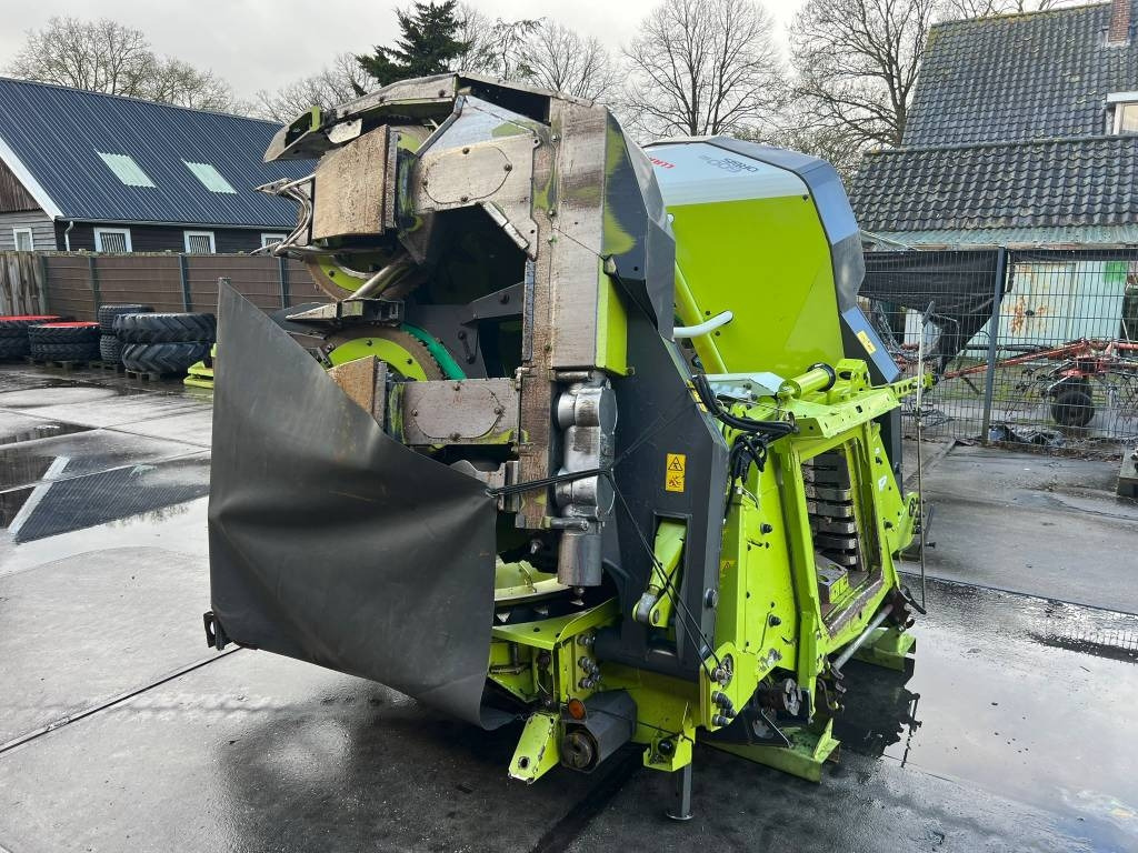 Matériel de fenaison Claas Orbis 600 SD
