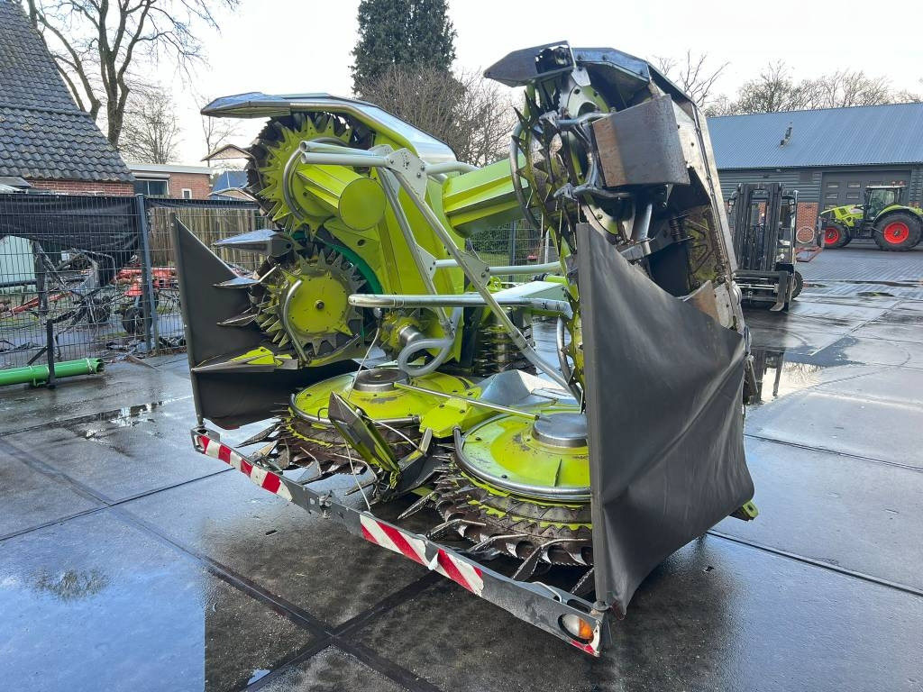 Matériel de fenaison Claas Orbis 600 SD
