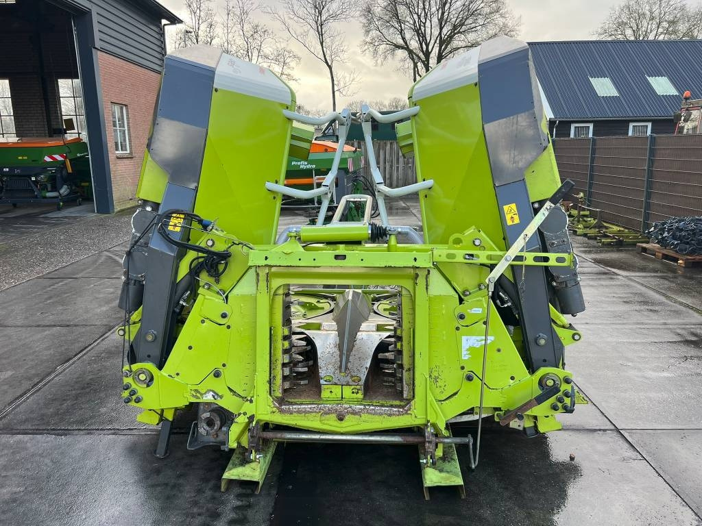 Matériel de fenaison Claas Orbis 600 SD
