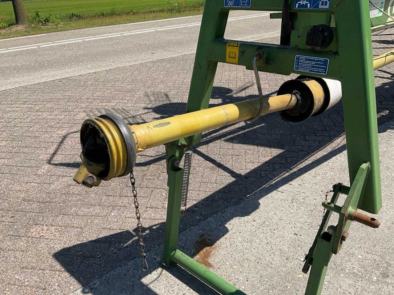 Matériel de fenaison Krone Swadro 1201