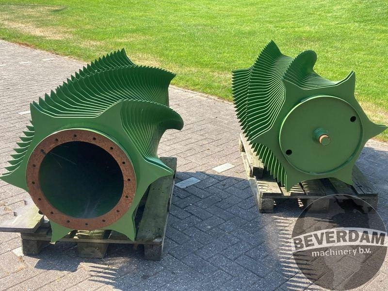 Matériel de fenaison Krone Titan Rotor nieuw!