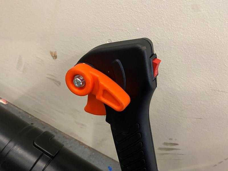 Matériel de jardinage Daewoo DABL7662