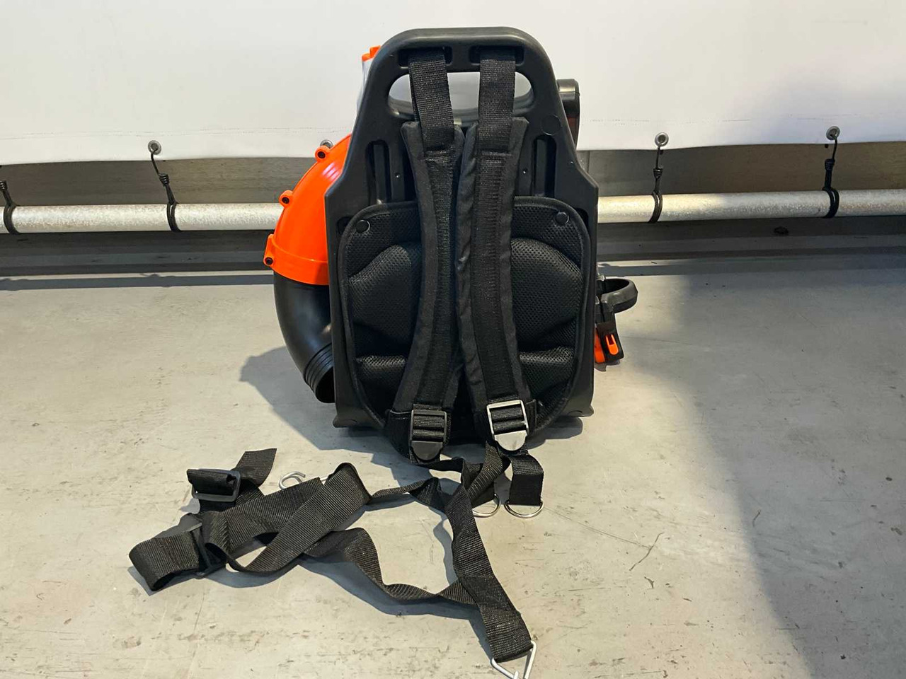 Matériel de jardinage Daewoo DABL7662