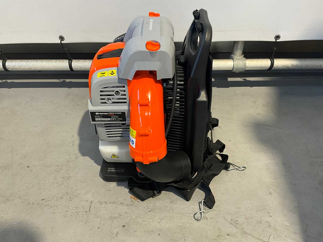 Matériel de jardinage Daewoo DABL7662